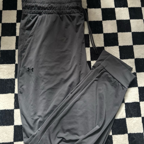 Under Armour Pants - Under Armour Charcoal Athletic Pants